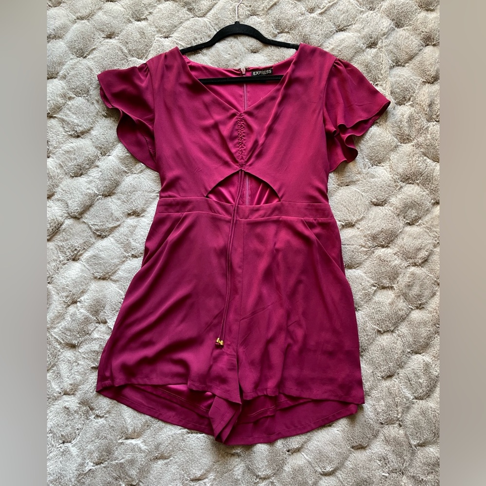 Red express size 10 cut out romper